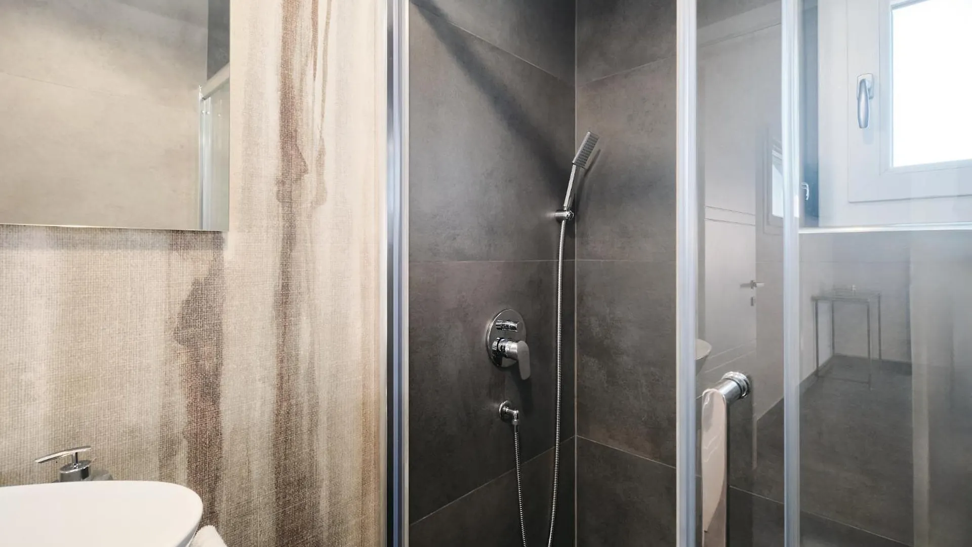 Domus Matris Guest House Rome Italy
